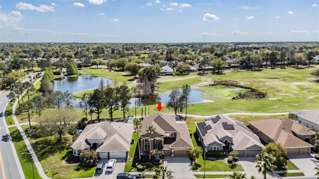Image 4 of property listing at 23626 ABERCORN LANE, Land O Lakes, FL 34639