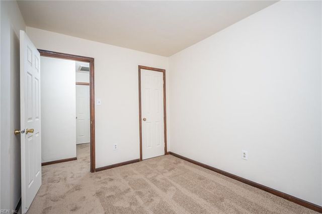 5589 Campus DR, Virginia Beach, VA 23462