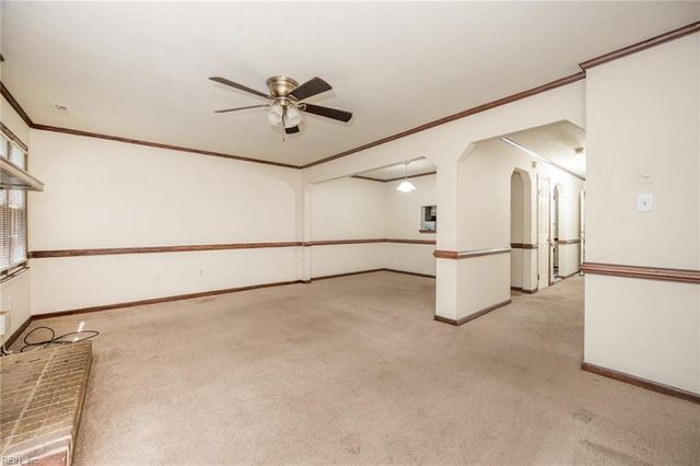 5589 Campus DR, Virginia Beach, VA 23462