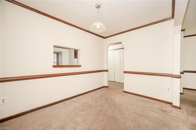 5589 Campus DR, Virginia Beach, VA 23462