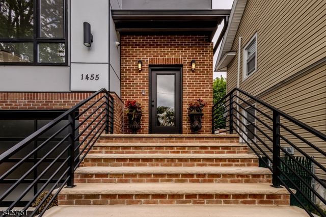 1455 Mccrea Pl, Plainfield City, NJ 07062