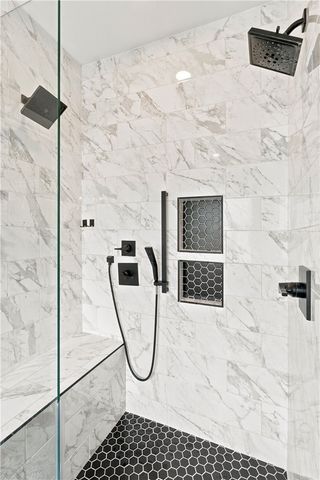 4636 W Bittersweet Drive, Fayetteville, AR 72704