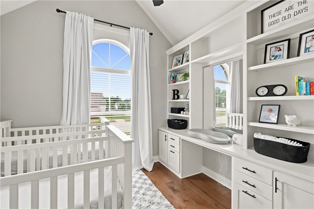 4636 W Bittersweet Drive, Fayetteville, AR 72704