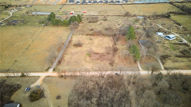 10768 Keller Road, Centerton, AR 72719