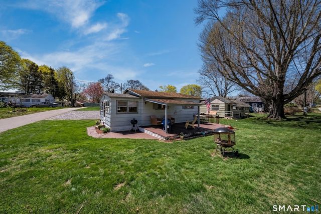 32 North Street, Madison, CT 06443