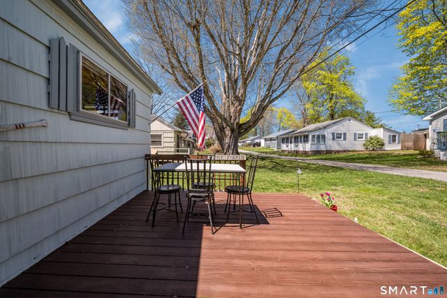 32 North Street, Madison, CT 06443