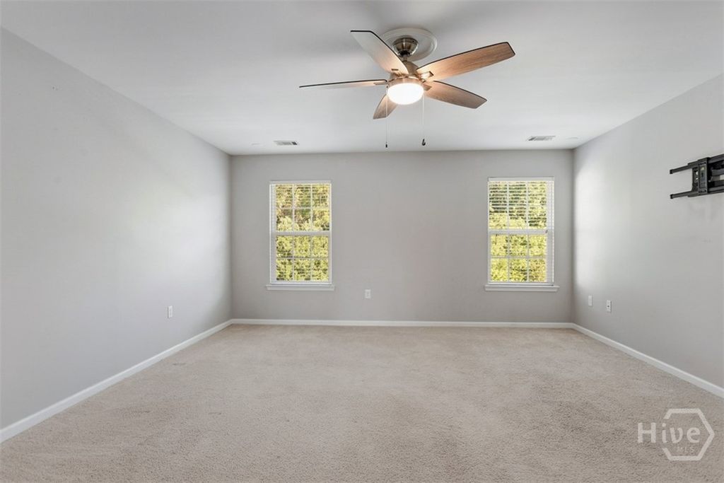Image 21 of property listing at 452 Sunbury Drive, Richmond Hill, GA 31324