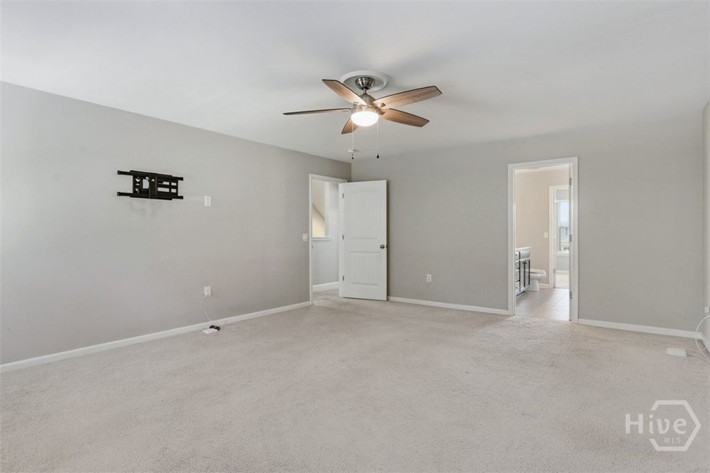 Image 22 of property listing at 452 Sunbury Drive, Richmond Hill, GA 31324