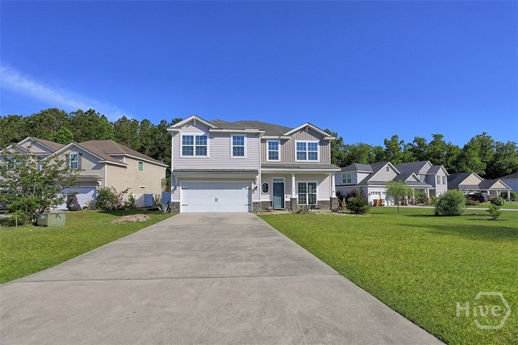 Image 3 of property listing at 452 Sunbury Drive, Richmond Hill, GA 31324