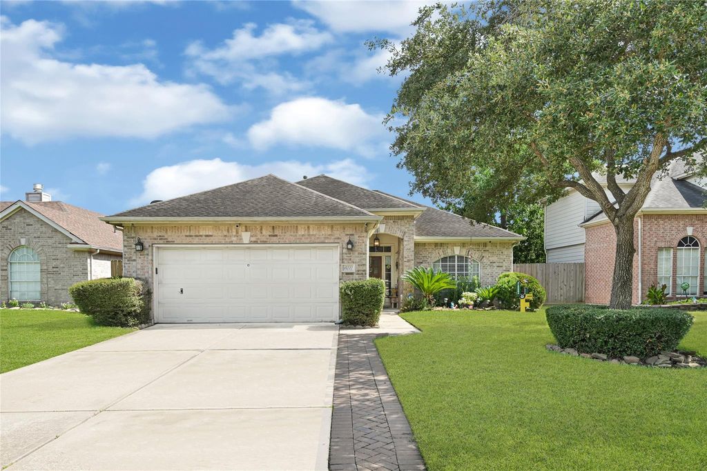 14727 Kendallbrook Drive, Houston, TX 77095