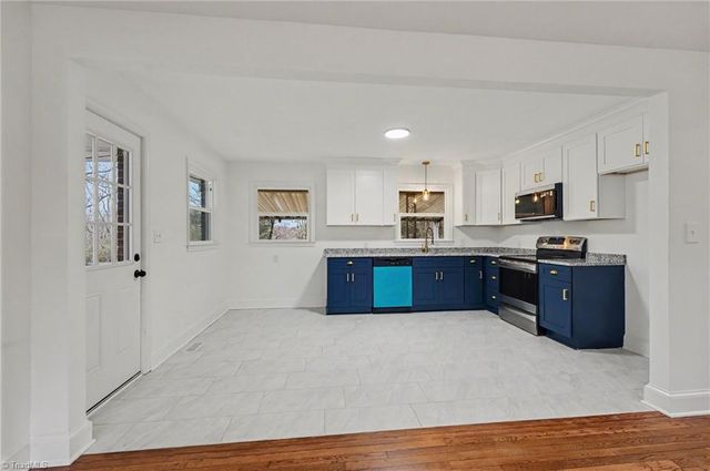 4440 Northampton Drive, Winston-salem, NC 27105