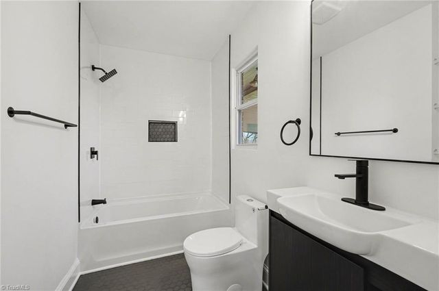 4440 Northampton Drive, Winston-salem, NC 27105