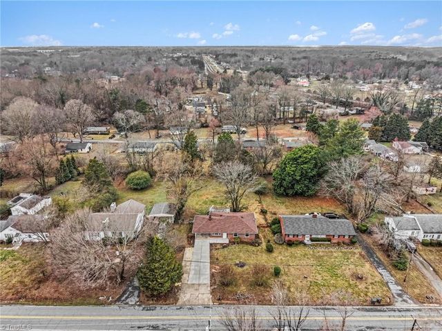 4440 Northampton Drive, Winston-salem, NC 27105