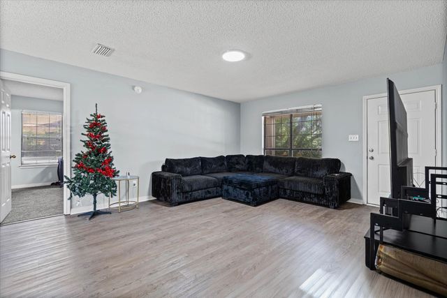 1469 Mamie Dr, Mobile, AL 36618