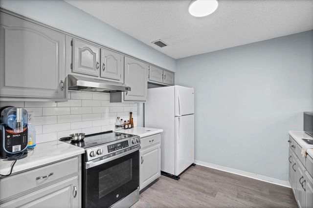 1469 Mamie Dr, Mobile, AL 36618
