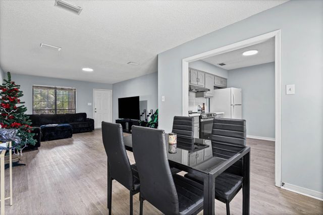1469 Mamie Dr, Mobile, AL 36618
