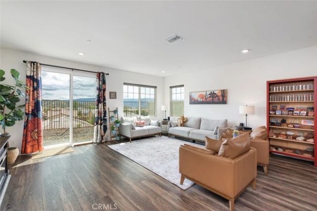 41031 Burnet Street, Lake Elsinore, CA 92532