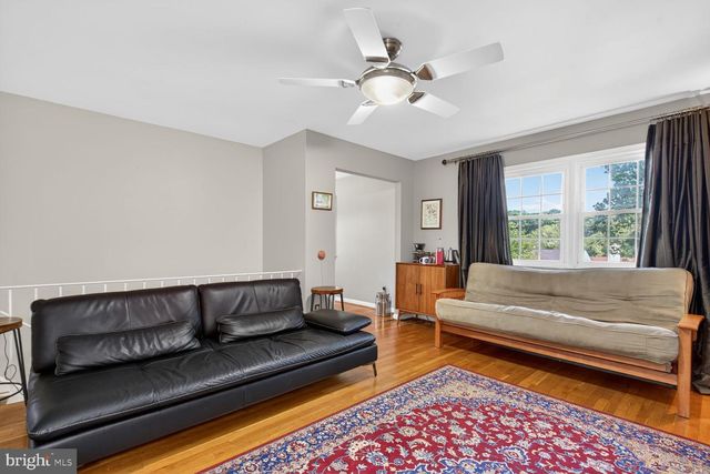 2422 PARKWAY, Cheverly, MD 20785
