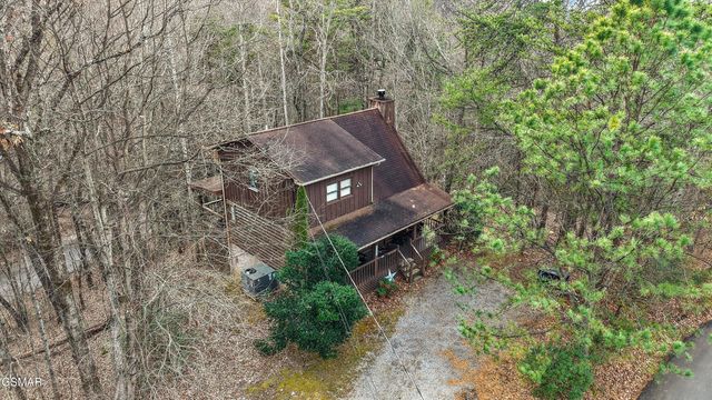 1590 Sky View Drive, Sevierville, TN 37876