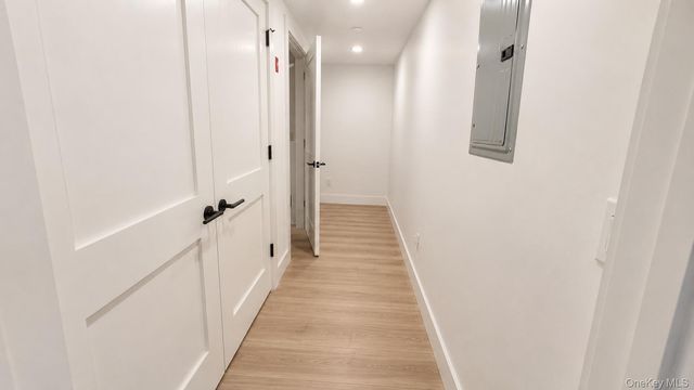 422 E Boston Post Road 101, Mamaroneck, NY 10543