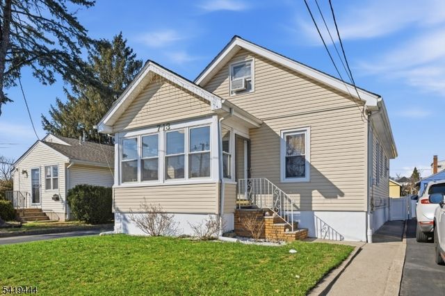 7 Henderson Blvd, Fair Lawn Boro, NJ 07410