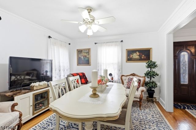 7 Henderson Blvd, Fair Lawn Boro, NJ 07410