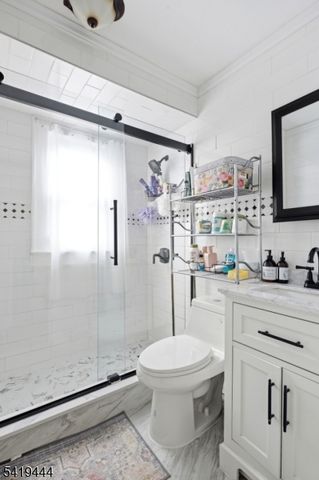 7 Henderson Blvd, Fair Lawn Boro, NJ 07410