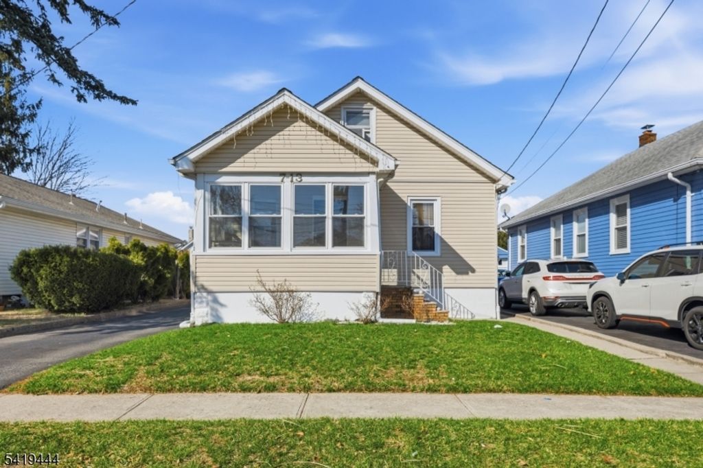 7 Henderson Blvd, Fair Lawn Boro, NJ 07410