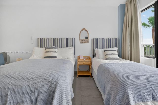 6345 Collins Ave 434, Miami Beach, FL 33141