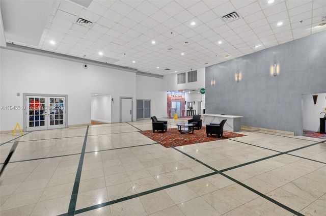 6345 Collins Ave 434, Miami Beach, FL 33141