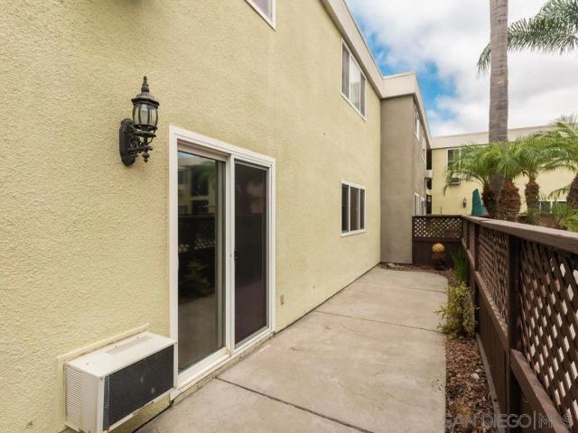 6666 Beadnell Way 6, San Diego, CA 92117