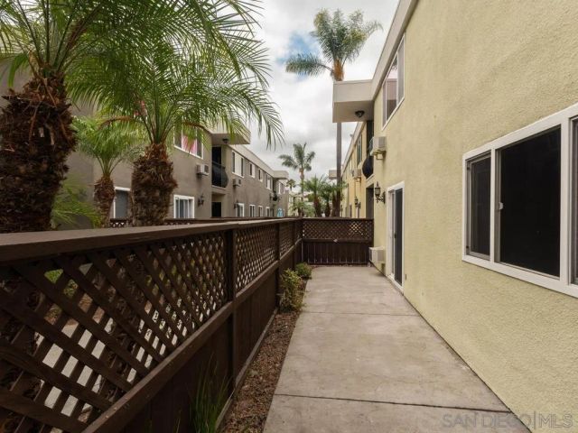 6666 Beadnell Way 6, San Diego, CA 92117