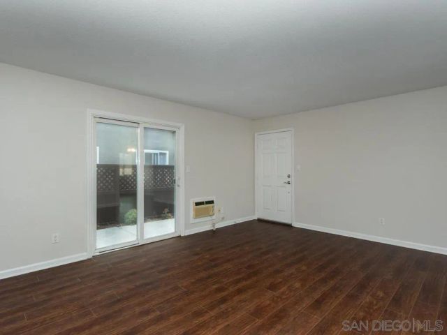 6666 Beadnell Way 6, San Diego, CA 92117