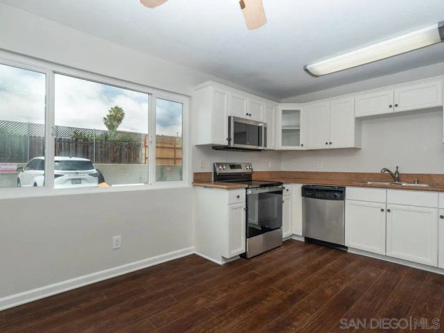 6666 Beadnell Way 6, San Diego, CA 92117