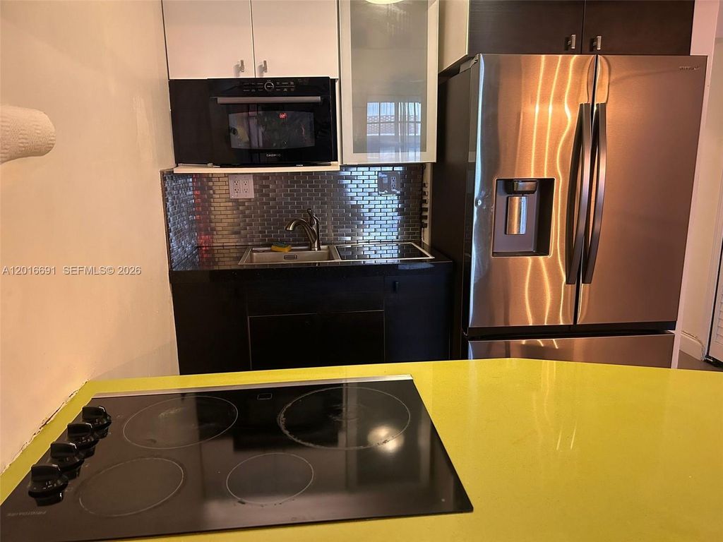 1790 79th St Cswy B110, North Bay Village, FL 33141