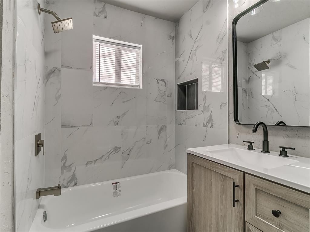 Image 25 of property listing at 2200 NW 33rd Street, Oklahoma City, OK 73112