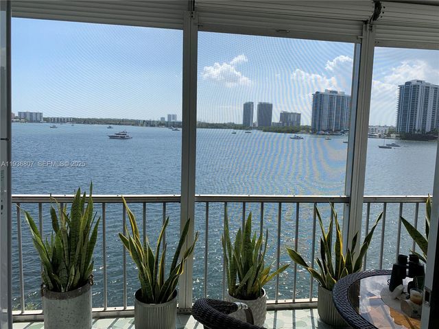 3000 Marcos Dr P512, Aventura, FL 33160