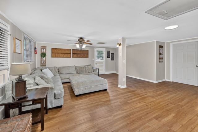 108 Savely Dr, Hendersonville, TN 37075