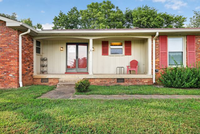 108 Savely Dr, Hendersonville, TN 37075