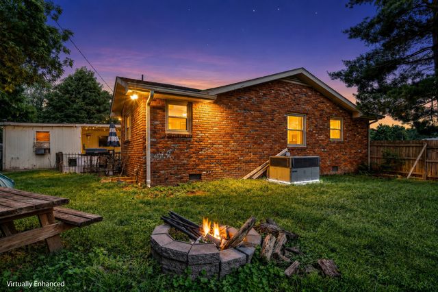 108 Savely Dr, Hendersonville, TN 37075