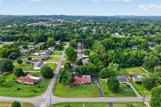108 Savely Dr, Hendersonville, TN 37075