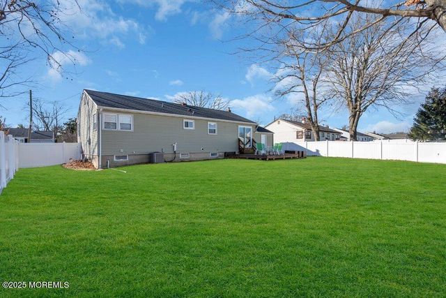 49 Stratford Drive, Brick, NJ 08724