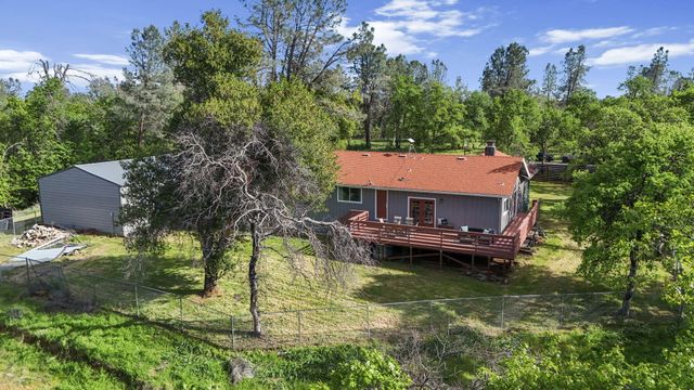 17622 China Gulch Drive, Anderson, CA 96007