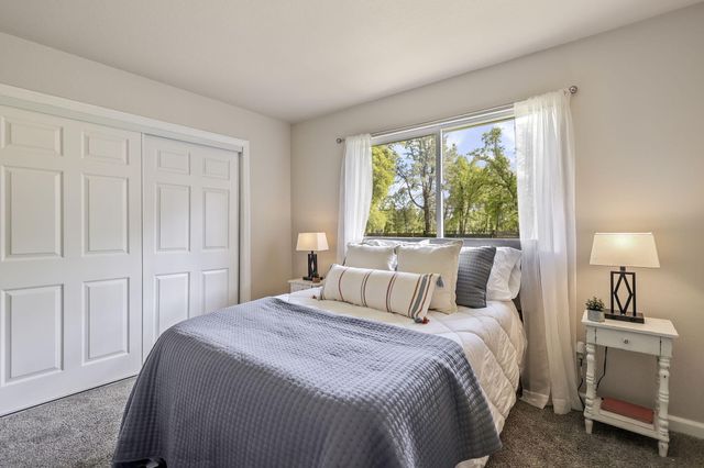 17622 China Gulch Drive, Anderson, CA 96007