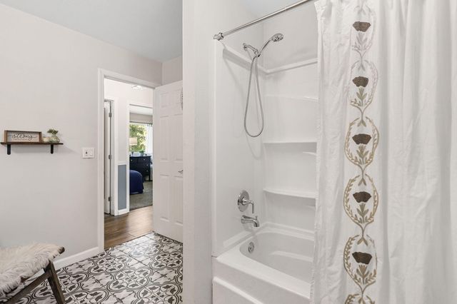 17622 China Gulch Drive, Anderson, CA 96007