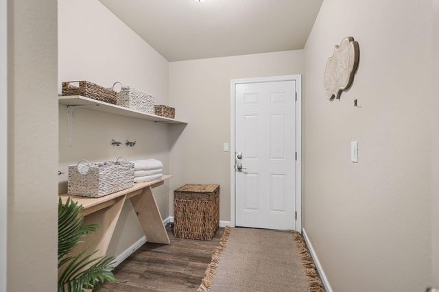 17622 China Gulch Drive, Anderson, CA 96007