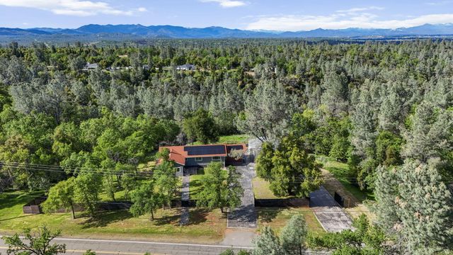 17622 China Gulch Drive, Anderson, CA 96007