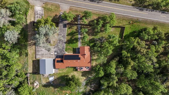 17622 China Gulch Drive, Anderson, CA 96007