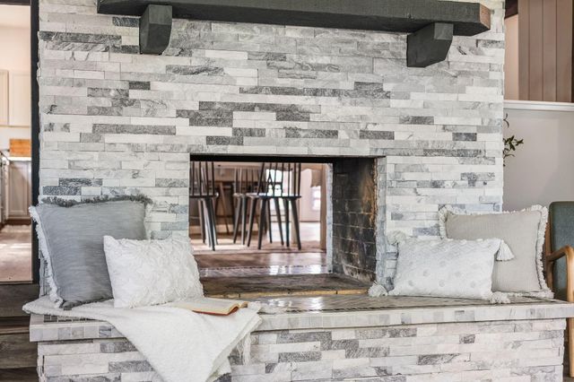 17622 China Gulch Drive, Anderson, CA 96007