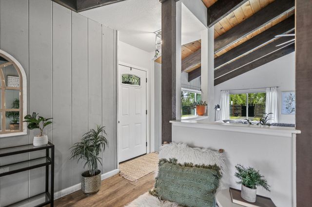 17622 China Gulch Drive, Anderson, CA 96007